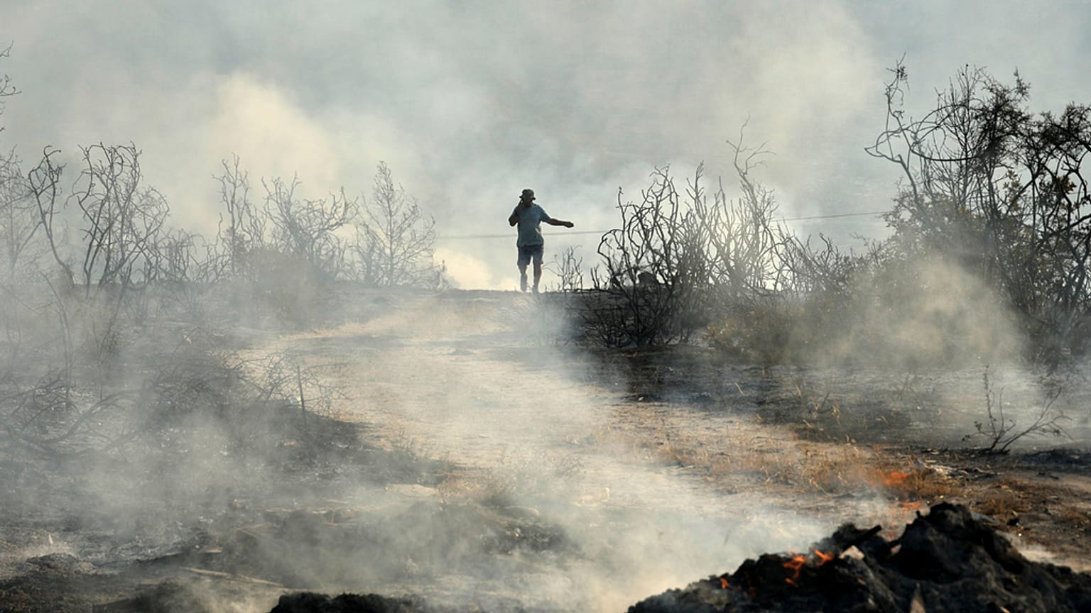 Incendio en el pueblo de Suni, 24 de julio de 2025