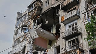 Жилой дом поврежден в результате атаки РФ на Одессу