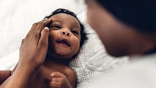 Un nuevo estudio revela las carencias en la atención a la maternidad de las mujeres negras en el Reino Unido