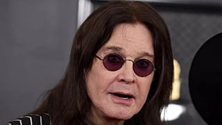 Ozzy Osbourne chega à 62.ª cerimónia anual dos prémios Grammy, em Los Angeles, em janeiro de 2020.
