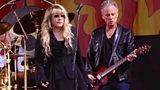 Stevie Nicks i Lindsey Buckingham podczas koncertu Fleetwood Mac na New Orleans Jazz & Heritage Festival, 4 maja 2013 r.
