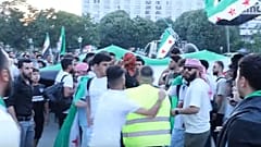 Képkocka a demonstrációról készült videóból
