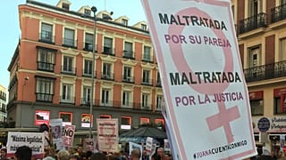 Juana Rivas lleva 8 años luchando por la custodia de sus hijos (2017)