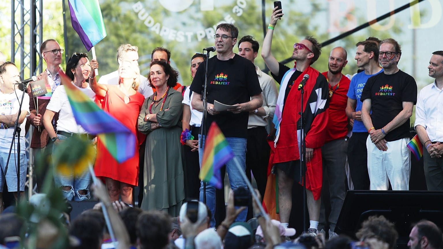 Karácsony Gergely beszédet mond a június 28-ai Budapest Pride-on