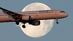 50 französische Jugendliche von einem Flug in Valencia vertrieben (23/07/2025)