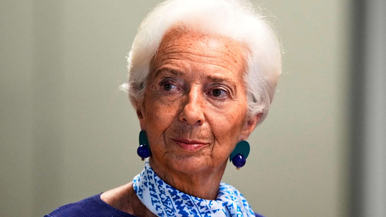 A Presidente do Banco Central Europeu, Christine Lagarde, informa os meios de comunicação social durante uma conferência de imprensa na sede do banco em Frankfurt, Alemanha, quinta-feira, 24 de julho de 2025