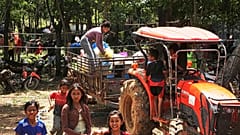 Cambogiani sfollati a Wat Tham Kambar, nella provincia di Oddar Meanchey (25 luglio 2025)