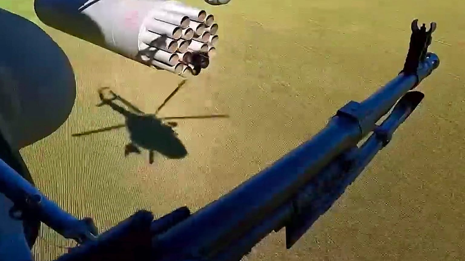 صورة لأحد الجنود الروس فوق الأراضي الأوكرانية