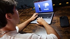 صورة تعبيرية لاستخدام الذكاء الاصطناعي 
