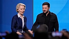 Zoff um das Antikorruptionsgesetz: Von der Leyen spricht mit Selenskyj