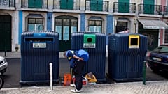 Die Daten zeigen besorgniserregende Rückgänge beim Glasrecycling, das in der ersten Jahreshälfte um 1 % gegenüber dem gleichen Zeitraum des Vorjahres zurückging