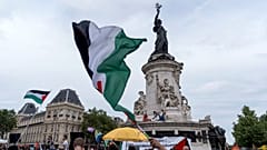تظاهرة في ساحة الجمهورية بباريس، يوم الخميس 25 يوليو 2024.