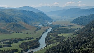 La región kazaja de Katon Karagay se enfrenta al problema del crecimiento del turismo.
