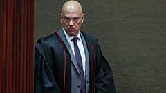  Ο πρόεδρος του Ανώτατου Εκλογοδικείου, υπουργός Alexandre de Moraes φτάνει για να προεδρεύσει της δίκης του πρώην προέδρου Jair Bolsonaro στη Μπραζίλια, Βραζιλία, 29 Ιουνίου 2023