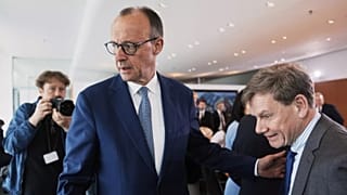 In CDU und CSU sind große Teile nicht glücklich mit der neuen Gaza-Politik von Friedrich Merz (CDU).