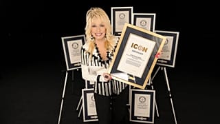 Dolly Parton becomes Guinness World Records icon