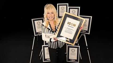 Dolly Parton becomes Guinness World Records icon