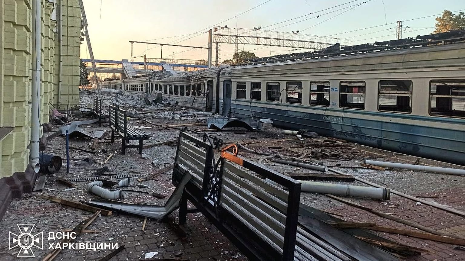 Последствия удара РФ по Лозовой Харьковской области, 5 августа 2025 года. 