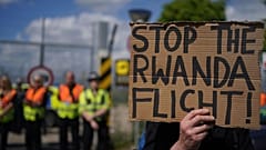 Tiltakozás a ruandai kitoloncolások ellen 