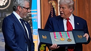 Donald Trump a 84-es Los Angeles-i olimpia érmeivel