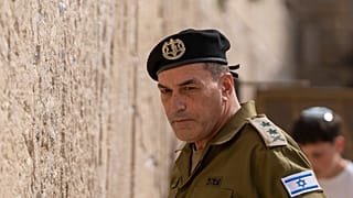 Il capo di Stato Maggiore israeliano, il tenente generale Eyal Zamir, al Muro del pianto a Gerusalemme, il luogo di preghiera più sacro per gli ebrei, 5 marzo 2025