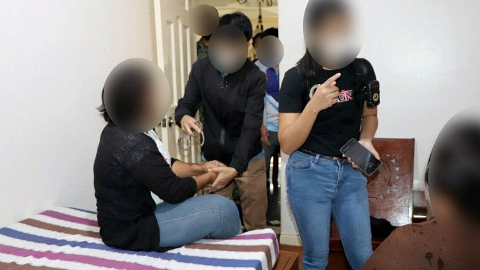Rendőrségi razzia szexkereskedők ellen (korábbi felvétel)