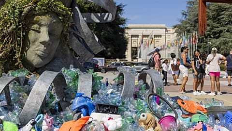Europäisches Hauptquartier der Vereinten Nationen in Genf, Schweiz, Montag, 4. August 2025, vor der fünften Verhandlungsrunde über Plastikverschmutzung (INC-5.2).