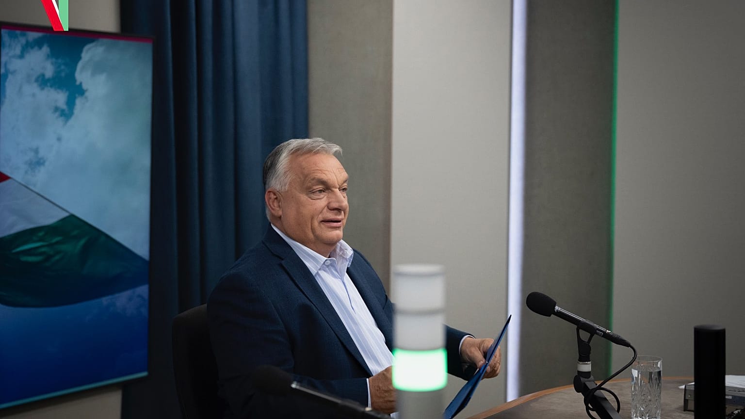 Orbán Viktor a közszolgálati rádió élő adásában 2025. augusztus 8-án