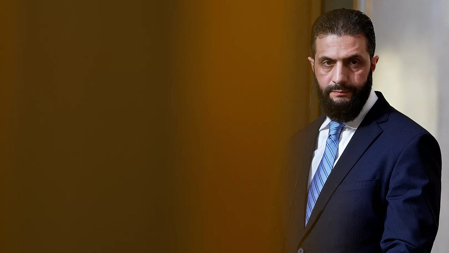 Suriye geçici Devlet Başkanı Ahmed eş-Şara.