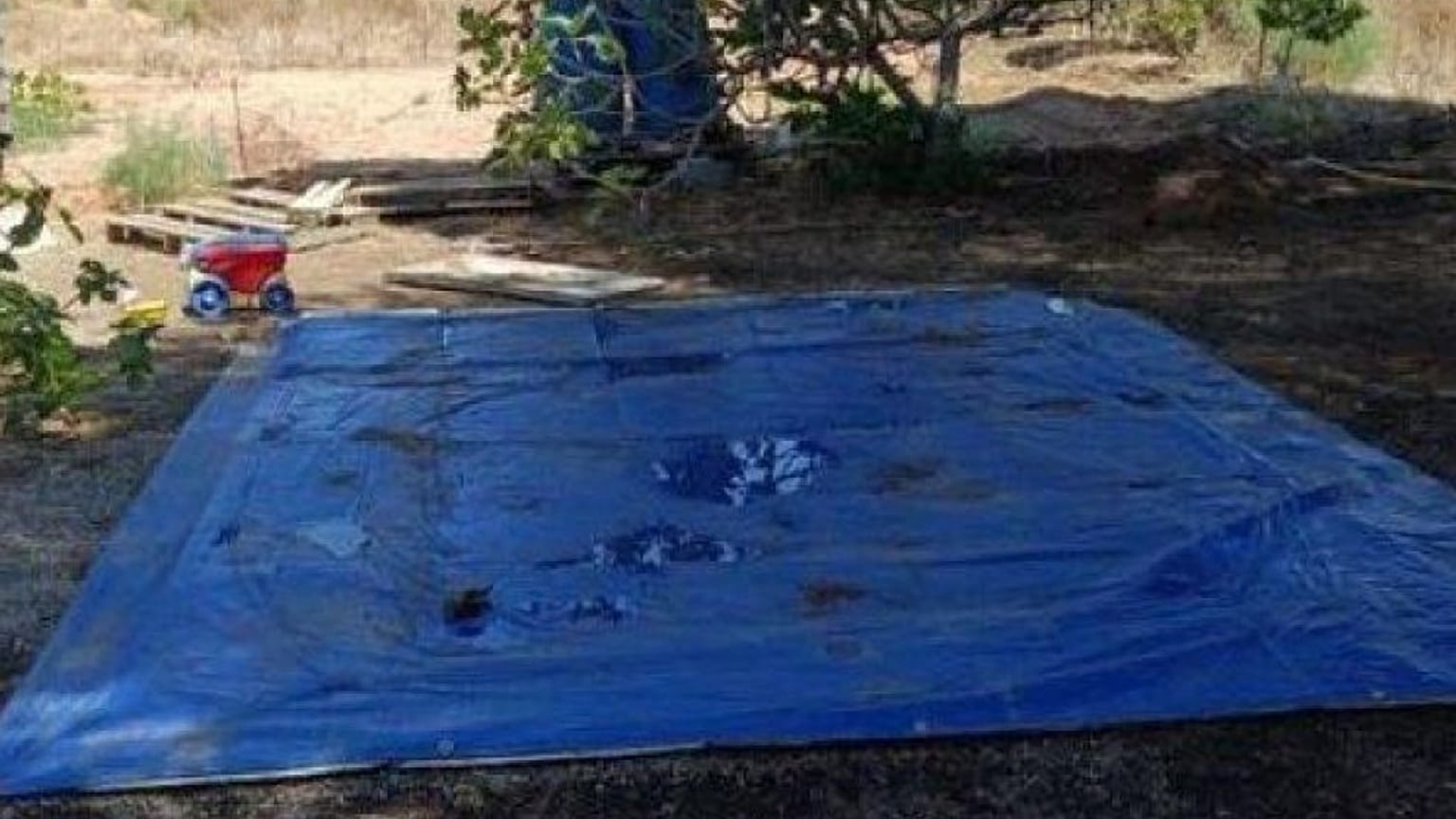 Base de la piscina desmontable robada