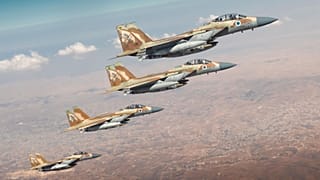Combatentes israelitas em ataque ao Irão