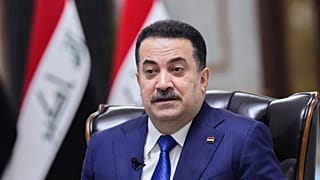 رئيس الوزراء العراقي محمد السوداني يتحدث خلال مقابلة مع وكالة "أسوشيتد برس" في بغداد، يوم الاثنين 28 يوليو/ تموز 2025.