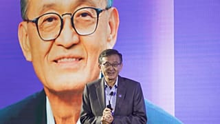 Intel CEO'su Lip-Bu Tan, Tayvan'ın Taipei kentinde düzenlenen Computex 2025 fuarı sırasında bir konuşma yapıyor. Mayıs 2025