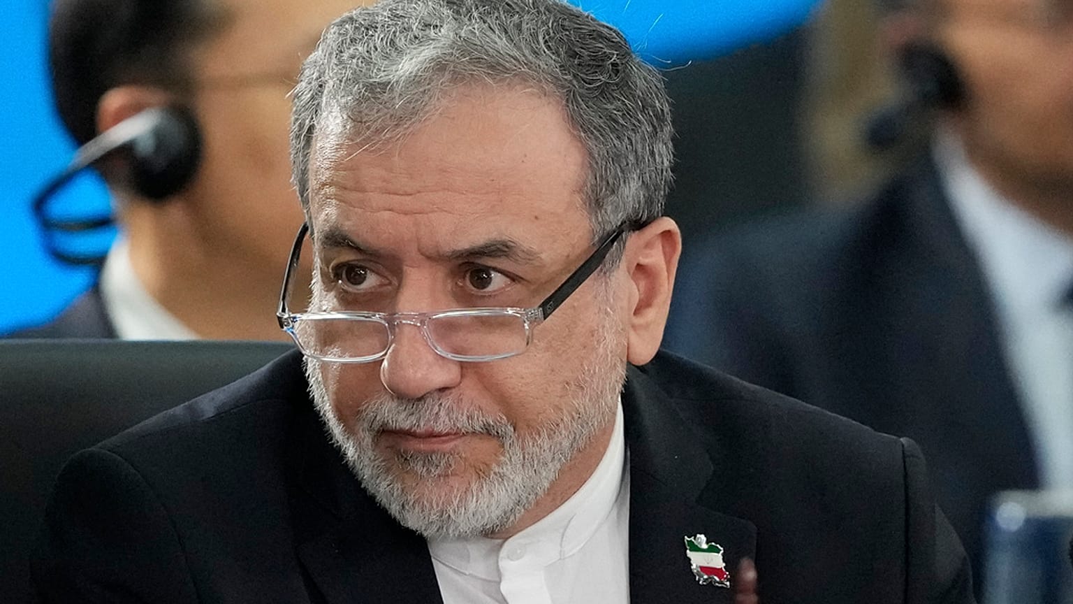 وزير الخارجية الإيراني عباس عراقجي يحضر القمة السنوية السابعة عشرة لمجموعة البريكس في ريو دي جانيرو، البرازيل، يوم الاثنين 7 يوليو 2025.
