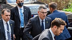  وزير الخارجية الإسرائيلي جدعون ساعر يصل إلى الاجتماع الوزاري للاتحاد الأوروبي والجوار الجنوبي في مبنى مجلس الاتحاد الأوروبي في بروكسل، الاثنين 14 يوليو 2025.