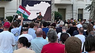 Magyar Péter 80. napos országjárásának balatonfüredi állomásán beszédet mond - 2025. augusztus 13.