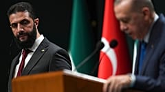 الرئيس التركي رجب طيب أردوغان والرئيس السوري المؤقت أحمد الشرع يعقدان مؤتمرا صحفيا مشتركا عقب لقائهما في القصر الرئاسي في أنقرة
