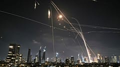 Iranische Raketen über Tel Aviv wurden vom Iron Dome-Luftverteidigungssystem abgefangen