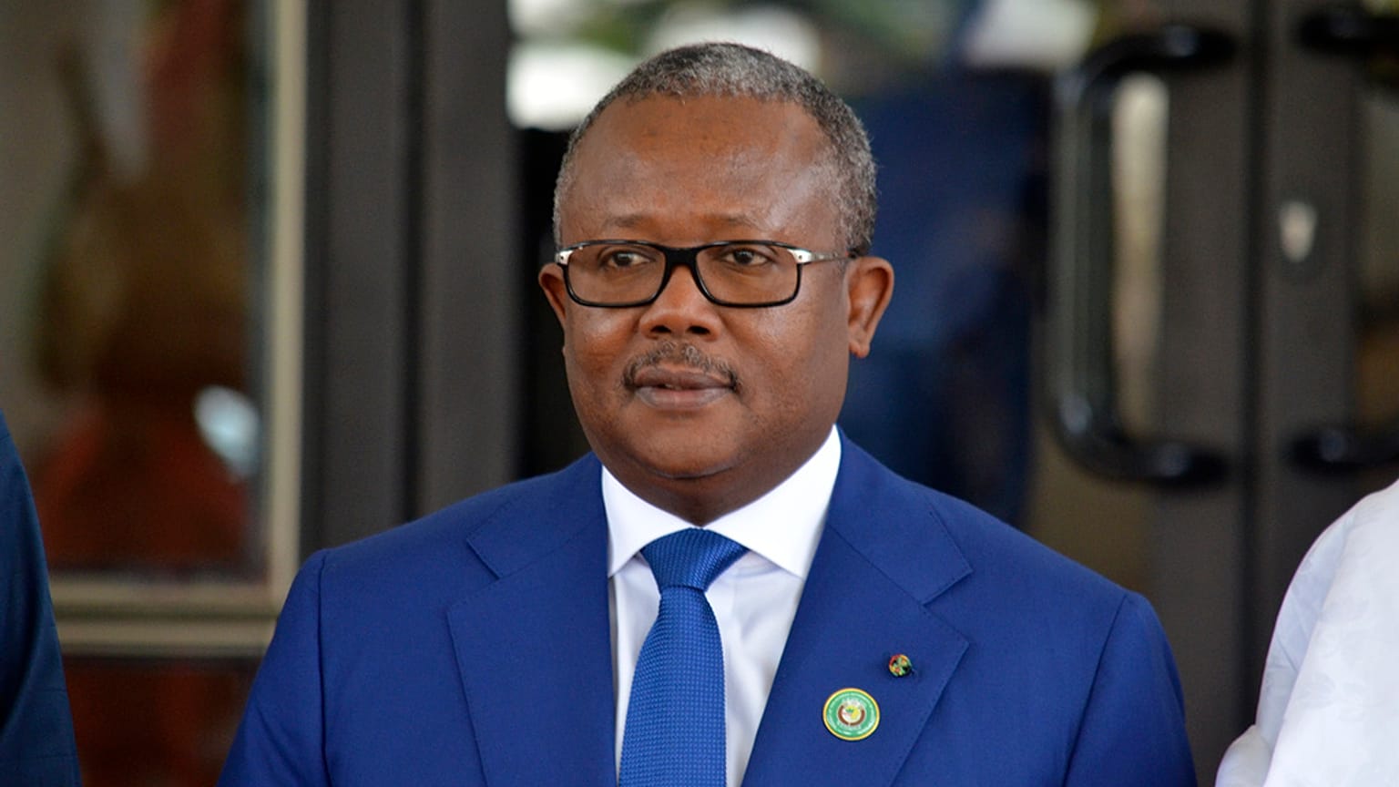 O Presidente da Guiné-Bissau, Umaro Sissoco Embalo, posa para uma fotografia, antes do início da reunião da CEDEAO em Abuja