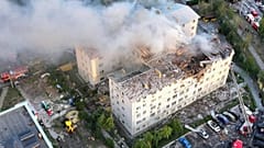 Один из российских беспилотников попал в многоэтажный дом, 18 августа 2025 года