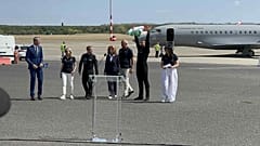 Kapu Tibor lába 8 hónap után ér magyar földet