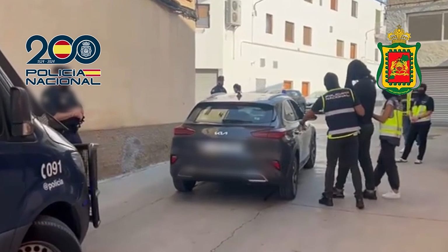 Un momento durante la detención de uno de los terroristas en la localidad lleidetana de Vallfogona de Balaguer, el 18 de agosto de 2025.