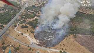 Vista del incendio originado en un zona cercana al vertedero de Colmenar Viejo / 112 Comunidad de Madrid