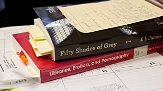 Un ejemplar de '50 sombras de Grey' en una librería.