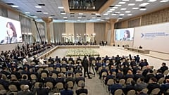 Vállalkozók és kormányzati tisztviselők gyűlnek össze a Shavkat Mirziyoyev elnökkel folytatott ötödik nyílt párbeszédre.