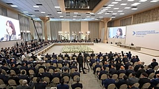 Entrepreneurs and government officials gather for the fifth open dialogue with President Shavkat Mirziyoyev.