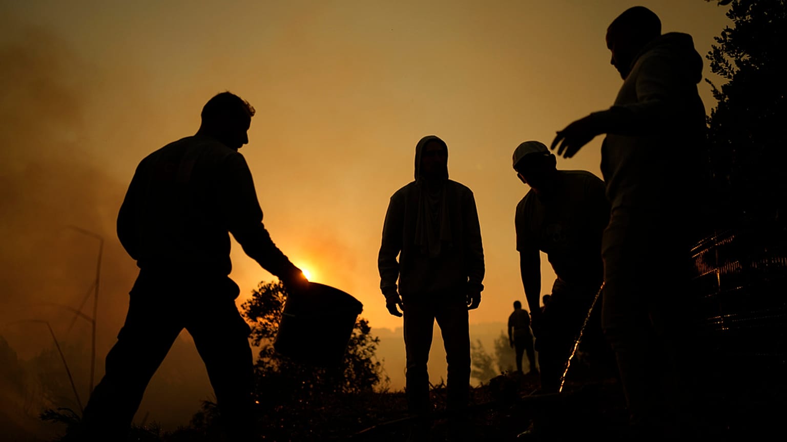 Há mais de um mês que Portugal é assolado por incêndios florestais