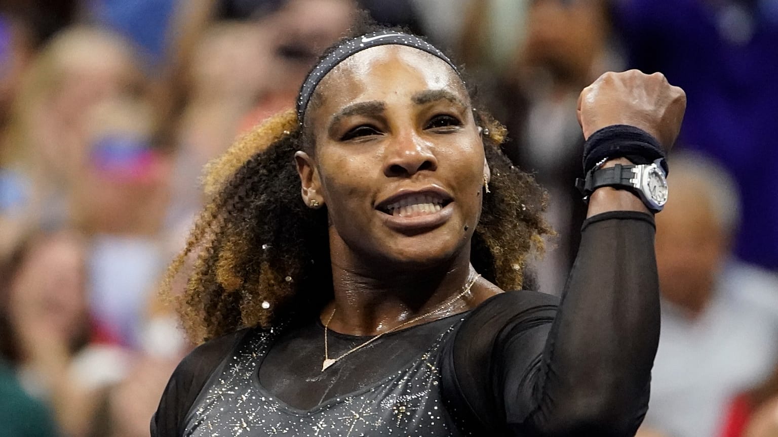 Amerika Birleşik Devletleri'nden Serena Williams, ABD Açık Tenis Şampiyonası'nın ikinci turunda Estonya'dan Anett Kontaveit'i yendikten sonra tepki veriyor, 31 Ağustos 2022. 