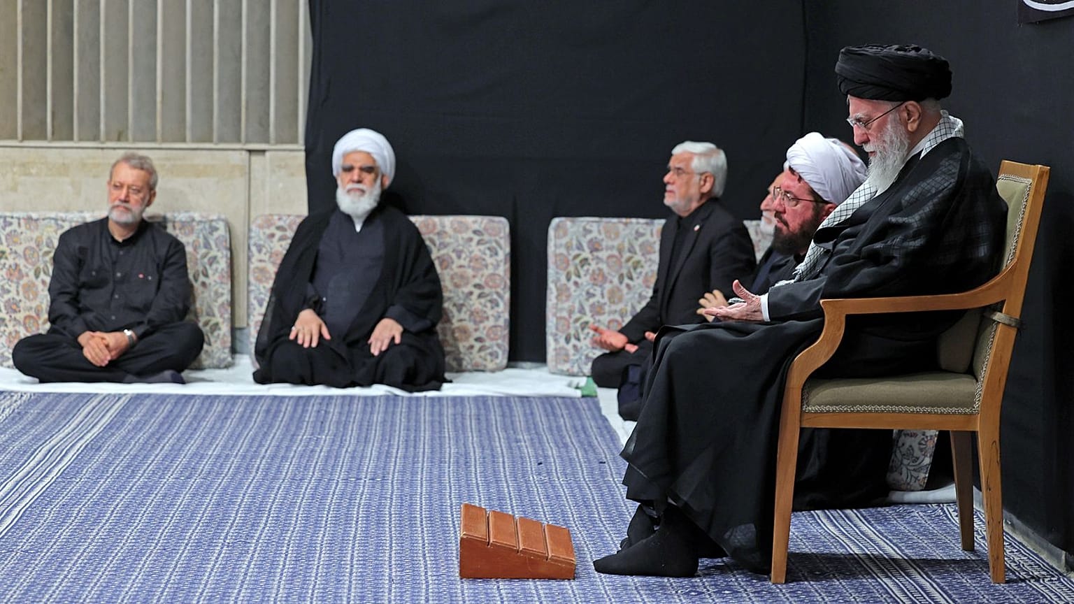 Ali Jamenei y Mohammad Reza Aref y Ali Larijani