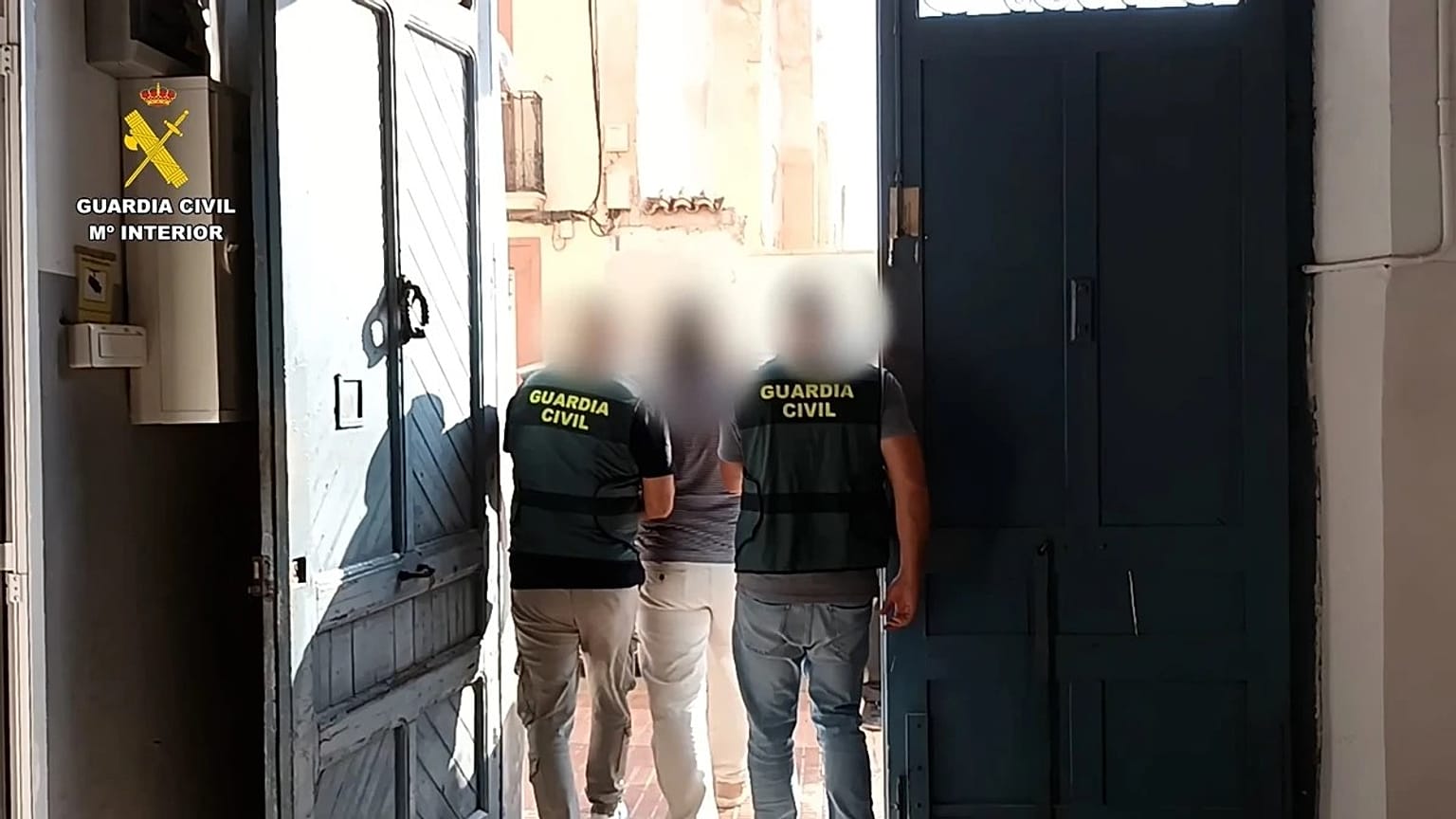 La Guardia Civil detiene a un médico en Alicante que grababa a sus pacientes, 11 de agosto de 2025